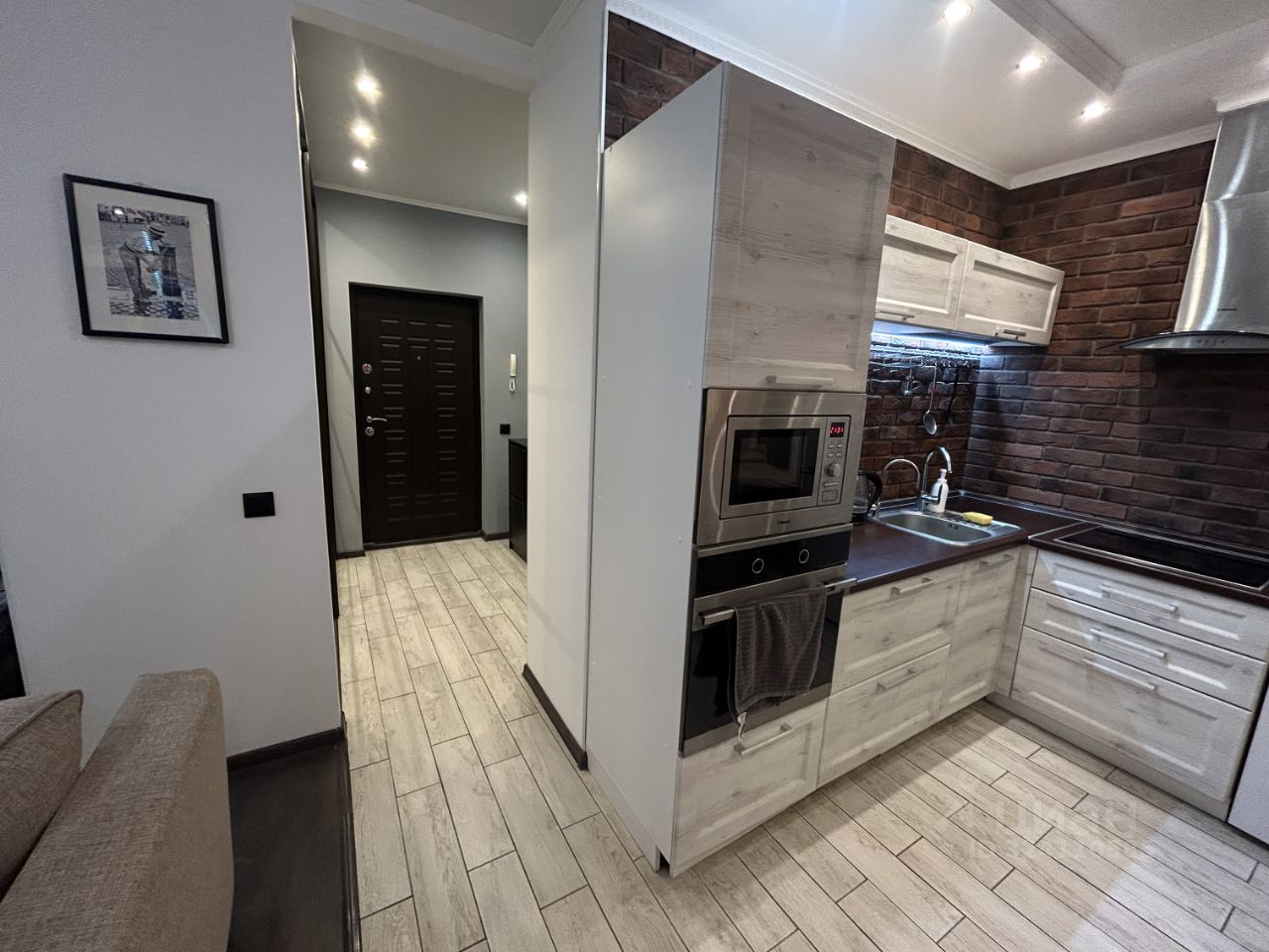 Продажа 1-комн квартиры на вторичном рынке проспект Маршала Блюхера, 9к2