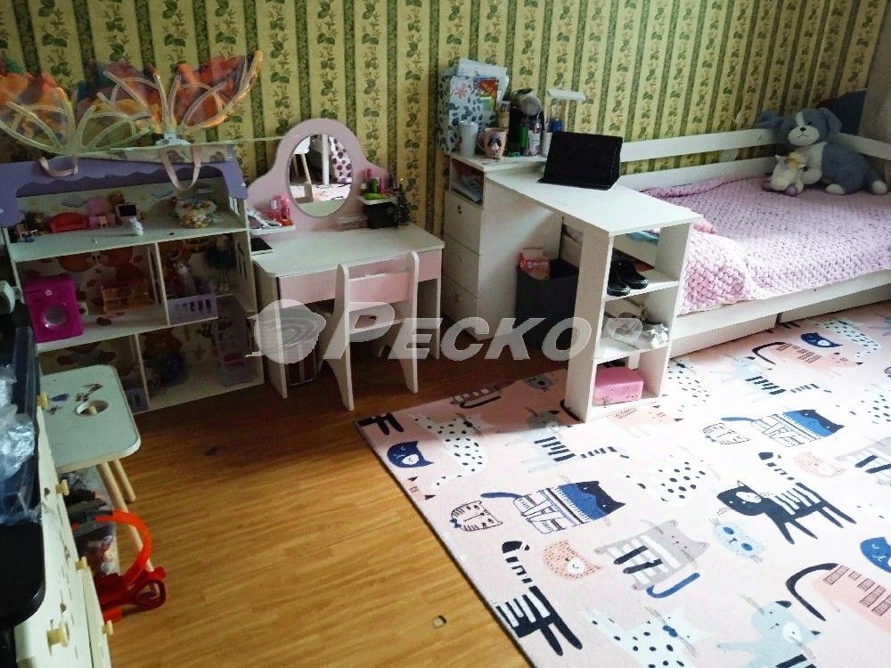 Продажа 3-комн квартиры на вторичном рынке улица Юных Ленинцев, 77К3