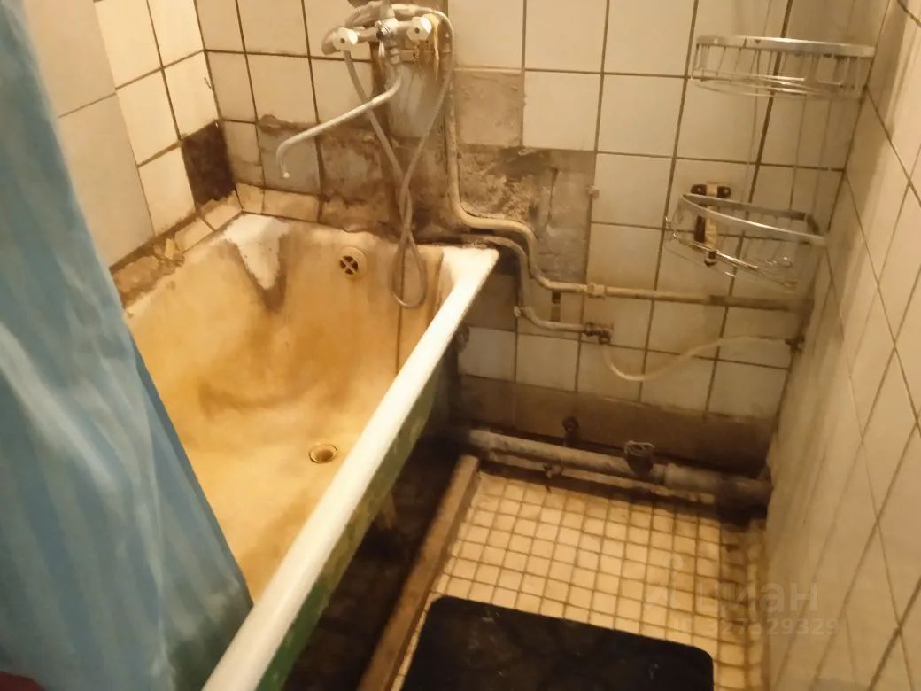 Продажа 3-комн квартиры на вторичном рынке Чертановская улица, 43К2