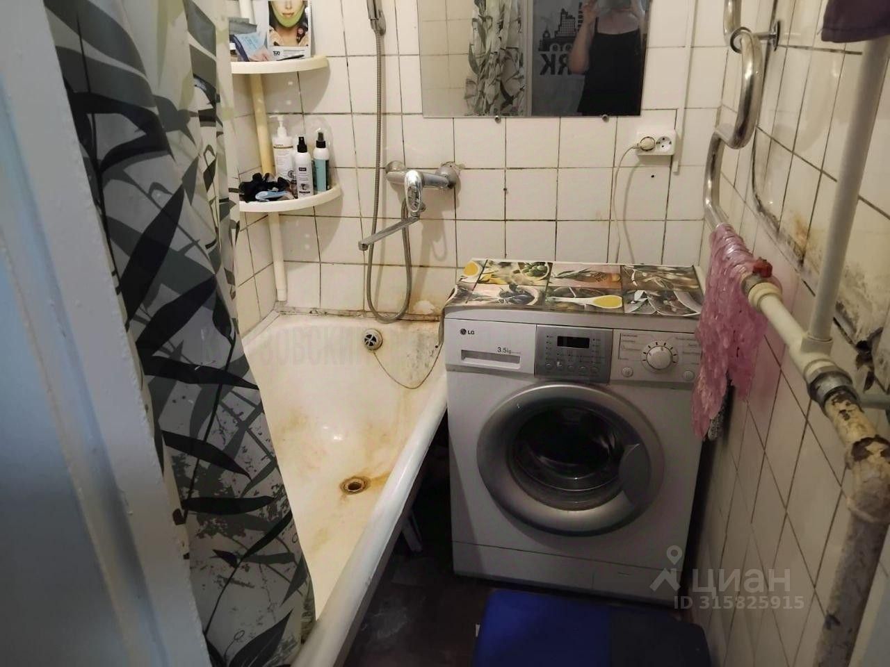 Продажа 2-комн квартиры на вторичном рынке пос. Истра, 18