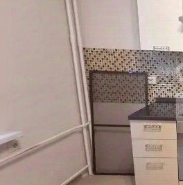 Продажа 2-комн квартиры на вторичном рынке Опалиха мкр, улица Дежнева, 11