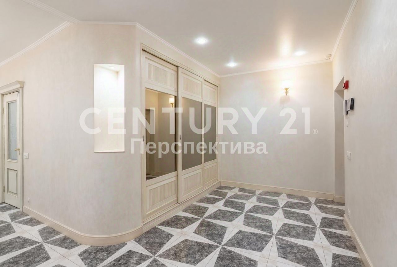 Продажа 2-комн квартиры на вторичном рынке Привольная улица,  д. 56