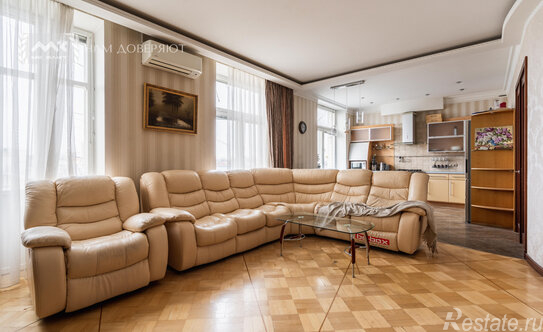 Продажа 4-комн квартиры на вторичном рынке Бассейная ул,  д. 27