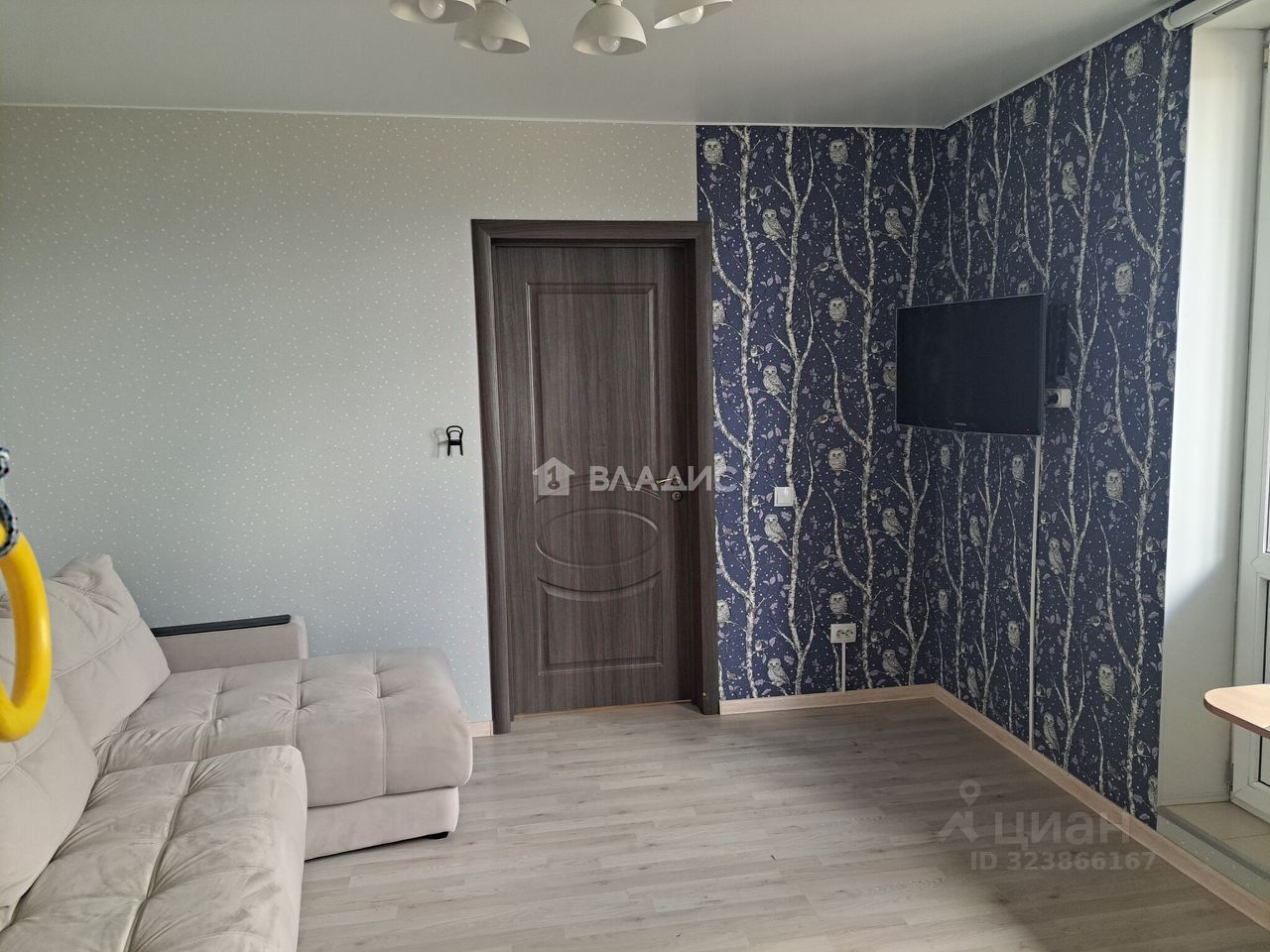 Продажа 2-комн квартиры на вторичном рынке пос. Бугры, улица Школьная, 11к2