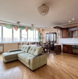 Продажа 3-комн квартиры на вторичном рынке Союзный проспект,  д. 22