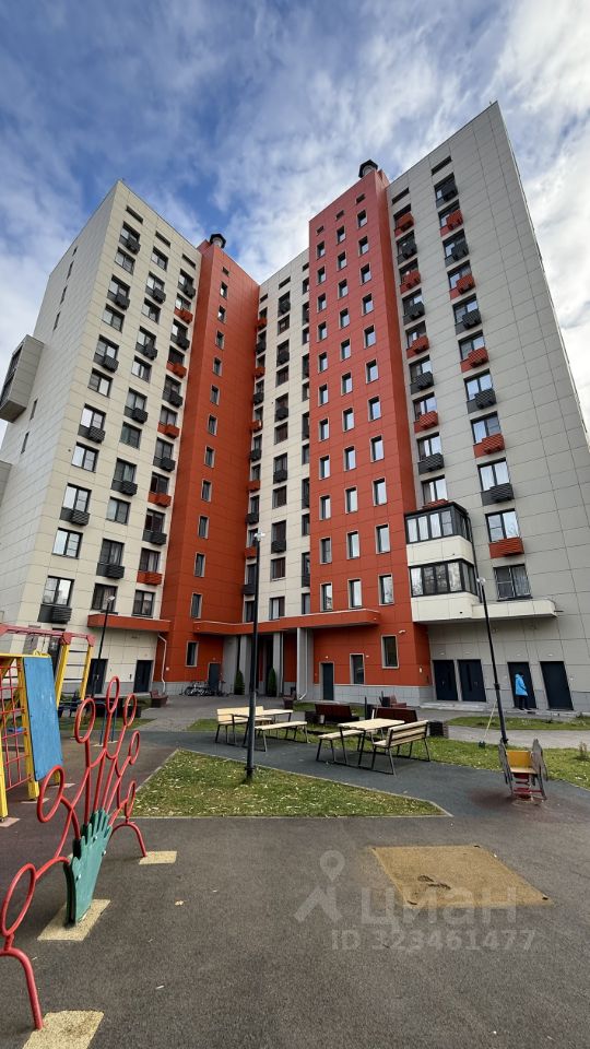 Продажа 1-комн квартиры на вторичном рынке улица Фабрициуса, 18