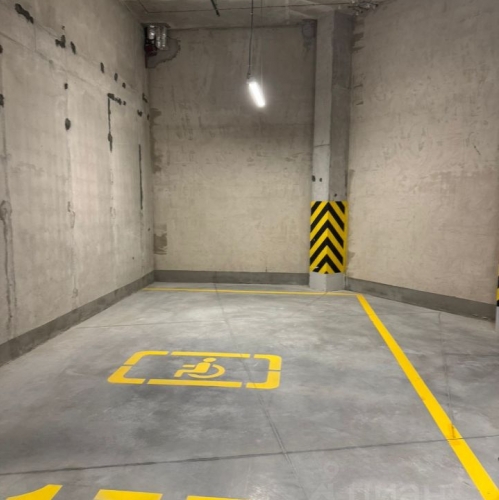 Гараж/парковка Уральская улица,  д. 23