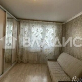 Продажа 2-комн квартиры на вторичном рынке улица Самуила Маршака,  д. 18