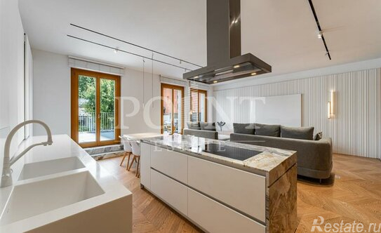 Продажа 4-комн квартиры на вторичном рынке ул Льва Толстого,  д. 23,  к. 7 стр 3