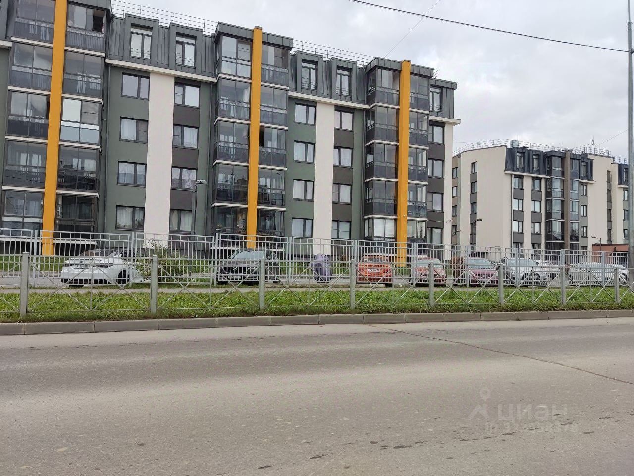 Продажа 2-комн квартиры на вторичном рынке Пушкин, улица Камероновская, 7к3