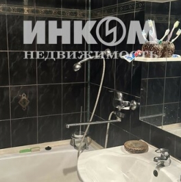 Продажа 3-комн квартиры на вторичном рынке Каргопольская улица,  д. 2
