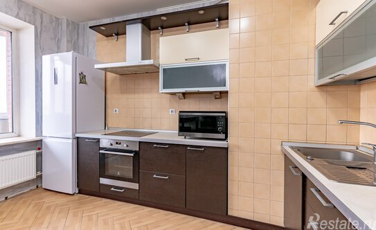 Продажа 1-комн квартиры на вторичном рынке ул Долгоозёрная,  д. 14