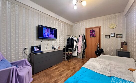 Продажа 3-комн квартиры на вторичном рынке Сертоловское городское поселение, Парковая улица,  д. 1