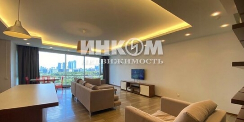 3-комн квартира ул Нежинская,  д. 1,  к. 3