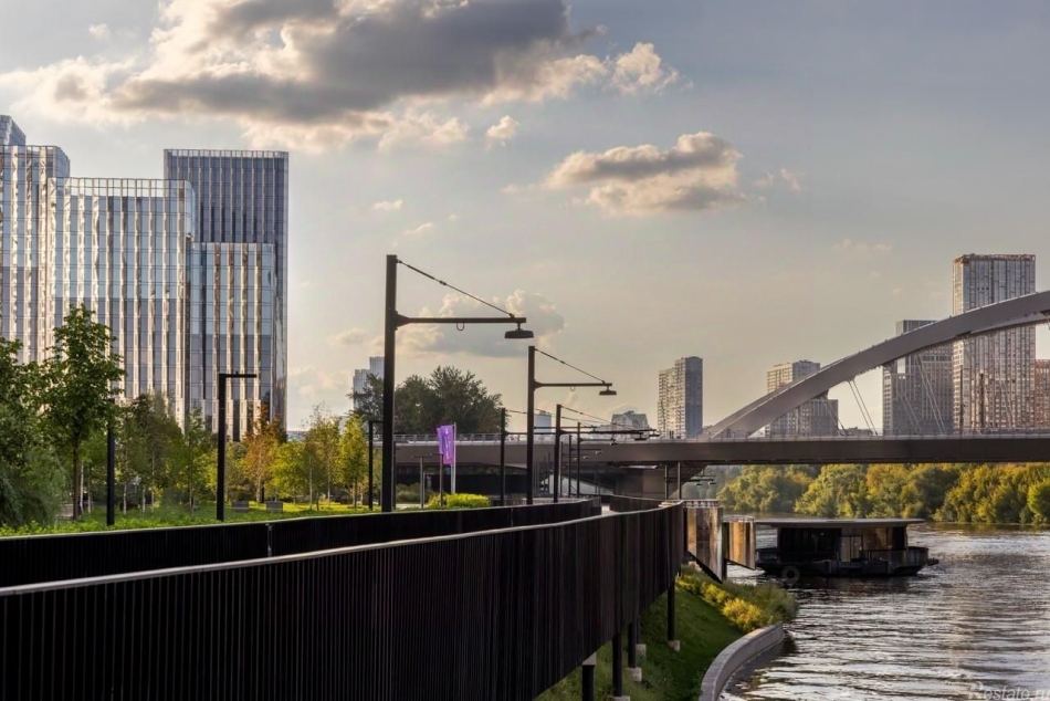 Продажа 3-комн квартиры в новостройке Береговой проезд,  д. 2 к1