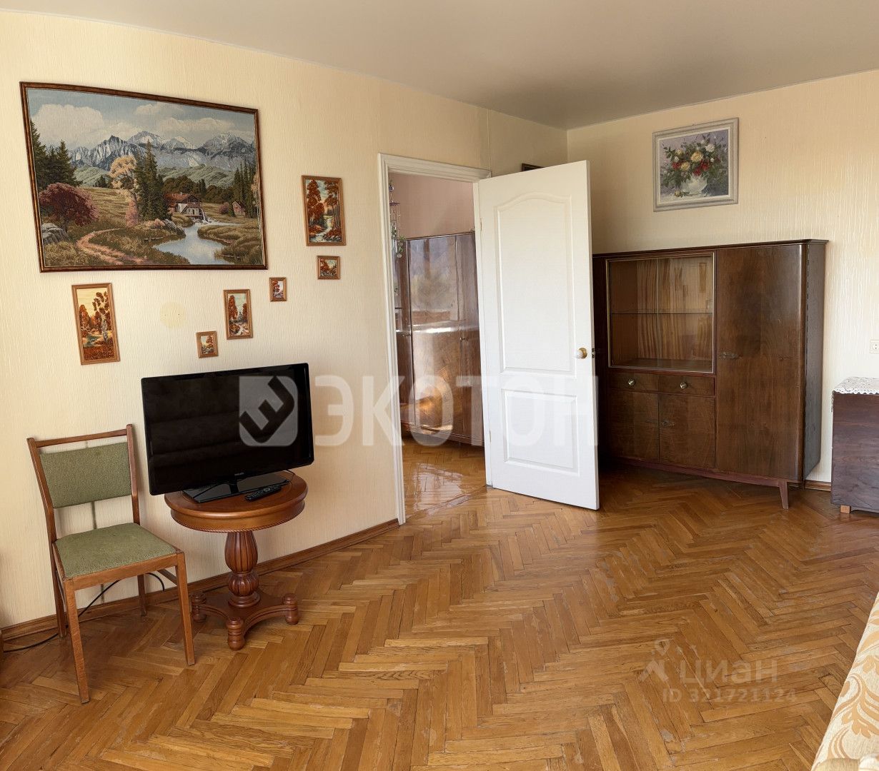 Продажа 3-комн квартиры на вторичном рынке Суздальский проспект, 83