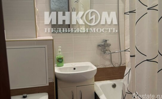 Аренда 1-комн квартиры на вторичном рынке Гурьянова ул,  д. 51