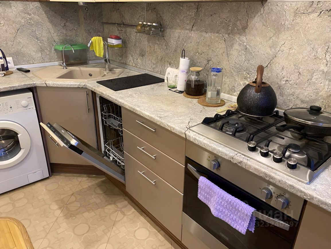 Продажа 1-комн квартиры на вторичном рынке проспект Тореза, 38К1