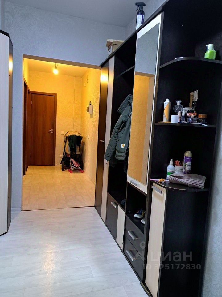 Продажа 3-комн квартиры на вторичном рынке пос. Шушары, Московское шоссе, 284