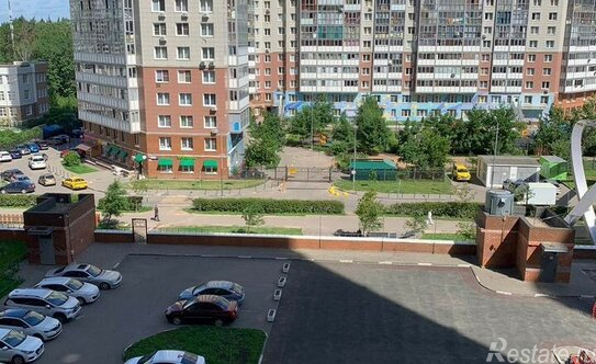 Продажа 3-комн квартиры на вторичном рынке Красногорск г, Космонавтов б-р,  д. 4