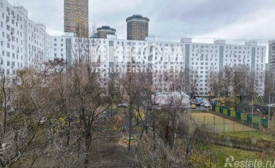 Продажа 2-комн квартиры на вторичном рынке улица Инессы Арманд,  д. 4 к2