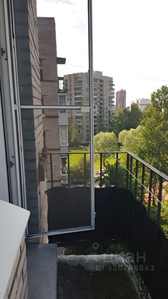 Продажа 1-комн квартиры на вторичном рынке Пулковская улица, 11К2