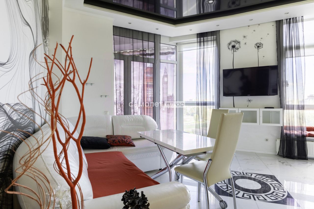 Аренда 2-комн квартиры на вторичном рынке улица Подвойского, 26к3