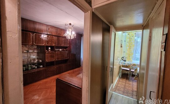 Продажа 3-комн квартиры на вторичном рынке Пушкин г, Ахматовская ул,  д. 25