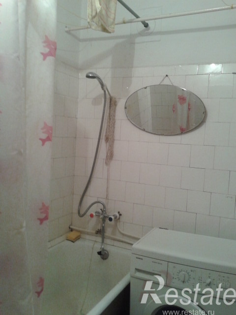 Аренда 2-комн квартиры на вторичном рынке угол между Стрельна п и Львовская ул, Стрельна п,  д. 6