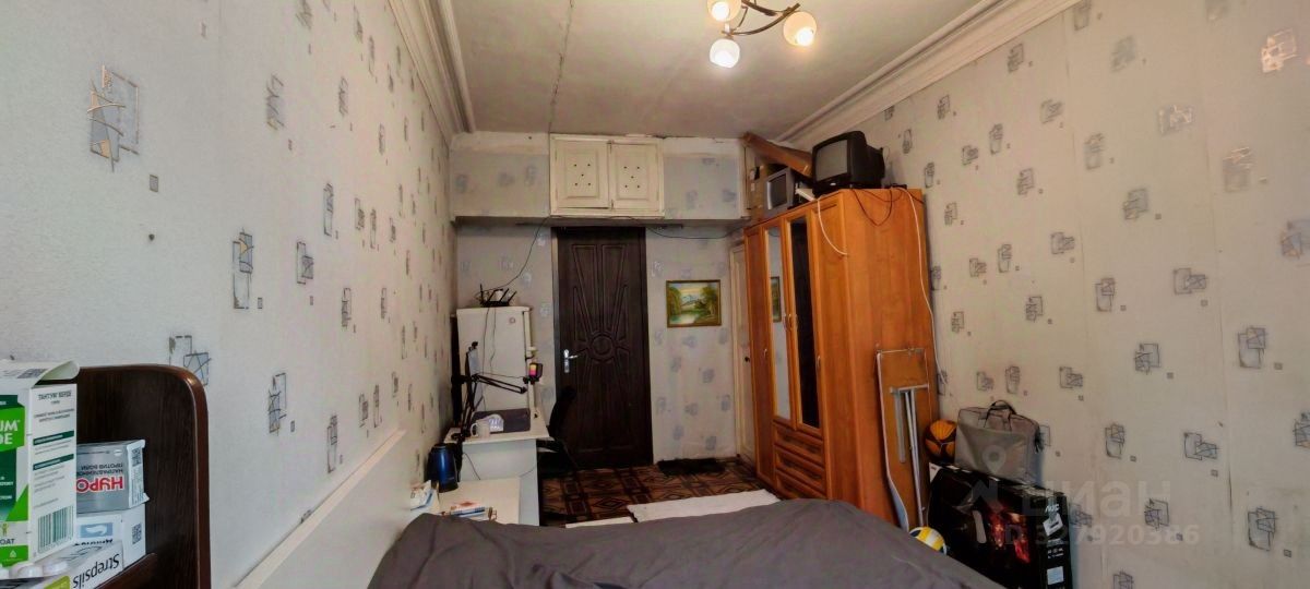 Продажа 5-комн квартиры на вторичном рынке Новгородская улица, 5