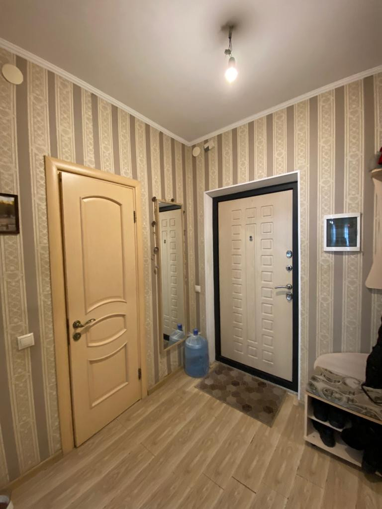Продажа 1-комн квартиры на вторичном рынке Солнечный мкр, Лучистая ул., 3