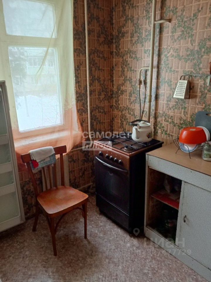 Продажа 2-комн квартиры на вторичном рынке пос. Имени Тельмана, 2