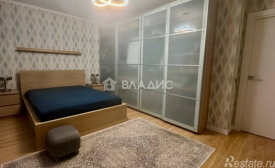 Продажа 2-комн квартиры на вторичном рынке улица Передовиков,  д. 3 к2