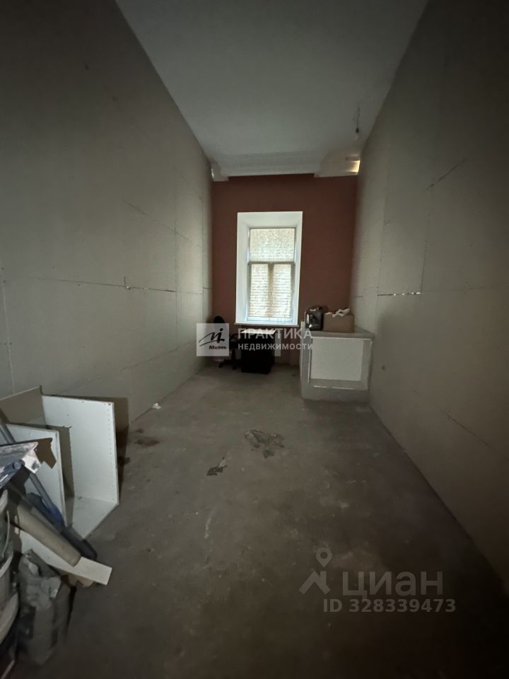 Продажа 4-комн квартиры на вторичном рынке Варсонофьевский переулок, 4С1