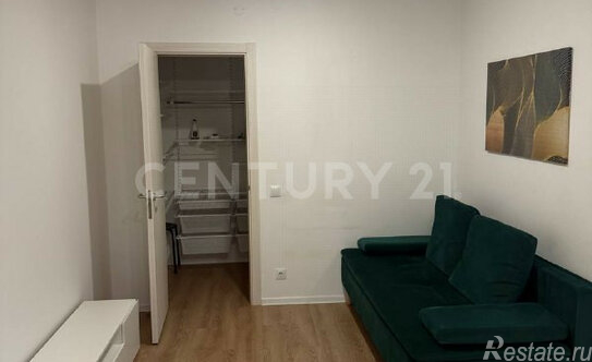 Продажа 1-комн квартиры на вторичном рынке Базовская улица,  д. 15Б к2