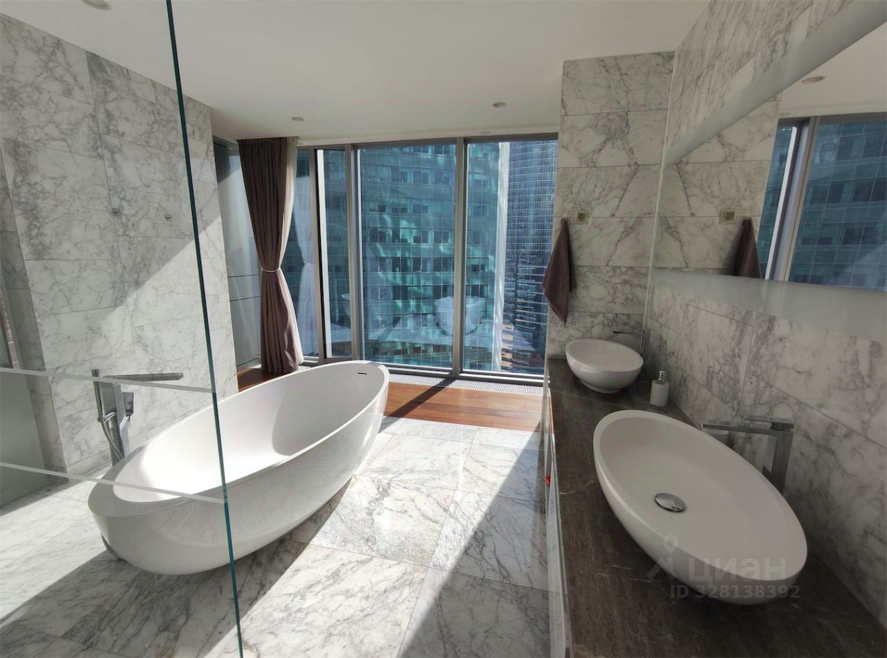 Аренда 3-комн квартиры на вторичном рынке 1-й Красногвардейский проезд, 21с2