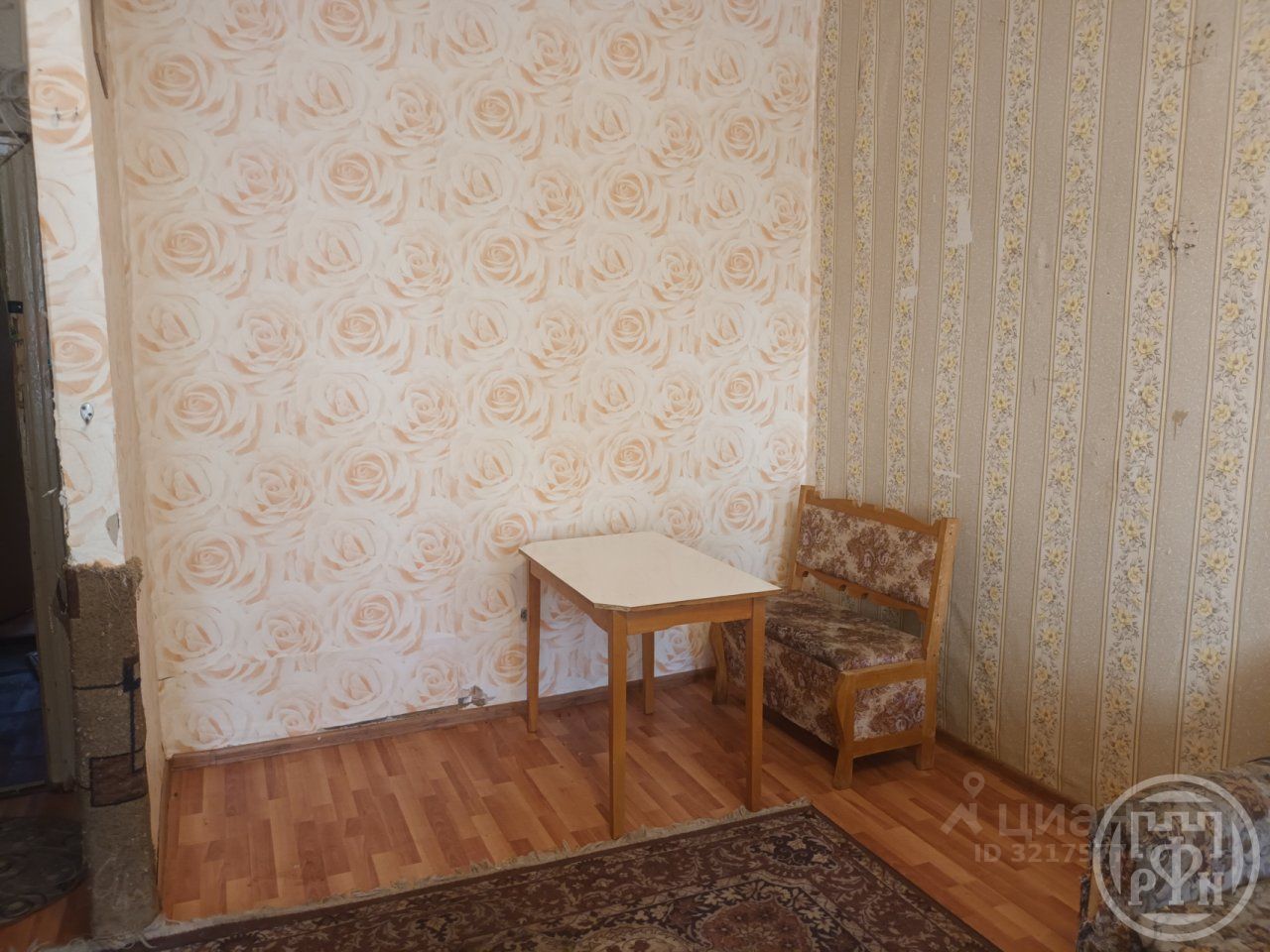 Продажа 4-комн квартиры на вторичном рынке Кронштадт, улица Велещинского, 12