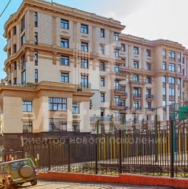 Продажа 6-комн квартиры на вторичном рынке Хилков переулок,  д. 1