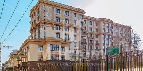 6-комн квартира Хилков переулок,  д. 1