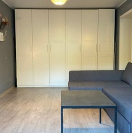 Продажа 2-комн квартиры на вторичном рынке улица Беринга,  д. 22 к1