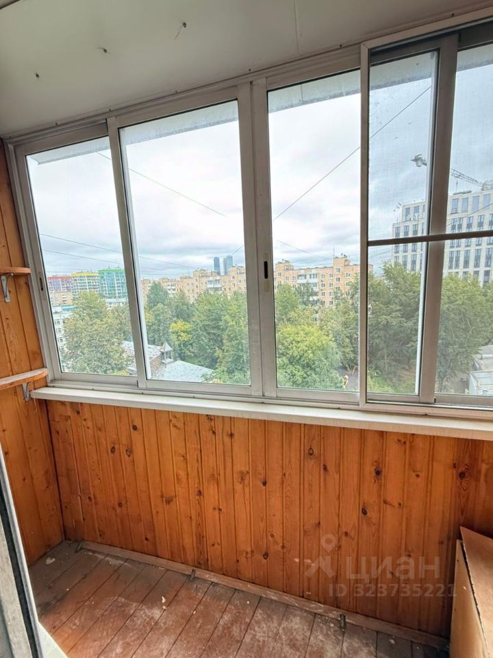 Продажа 2-комн квартиры на вторичном рынке улица 1812 года, 4/45К2