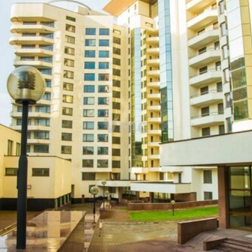 3-комн квартира ул Архитектора Власова,  д. 6