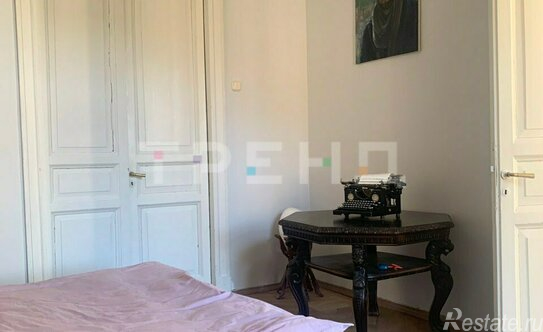 Продажа 5-комн квартиры на вторичном рынке Канонерская улица,  д. 19-21