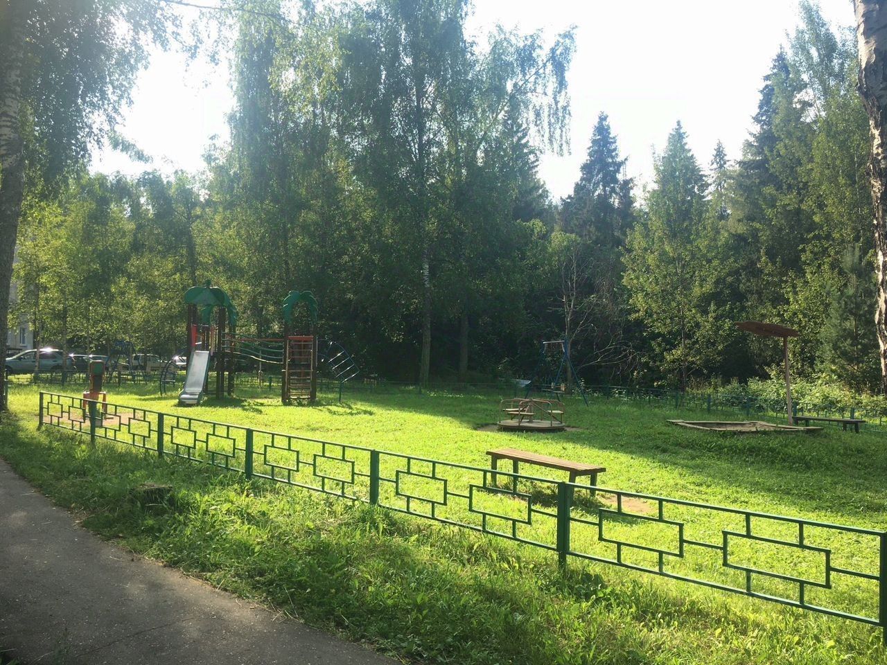 Продажа 3-комн квартиры на вторичном рынке пос. Загорские Дали, 4