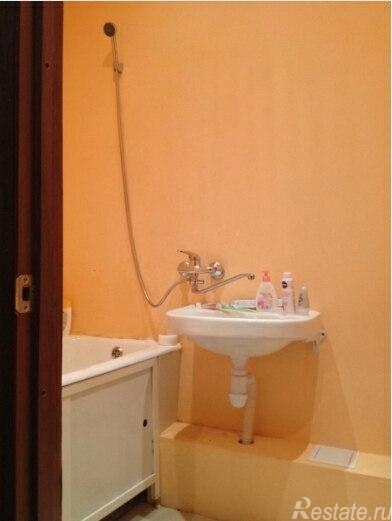 Продажа 3-комн квартиры на вторичном рынке Мясная улица,  д. 10