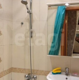 Продажа 2-комн квартиры на вторичном рынке ул Бассейная,  д. 85