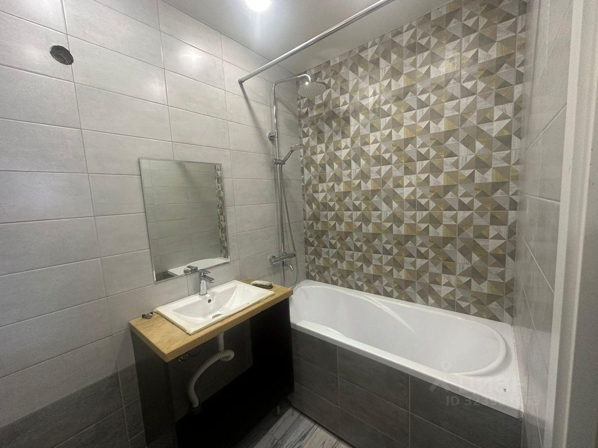 Аренда 2-комн квартиры на вторичном рынке Опалиха мкр, улица Пришвина, 14