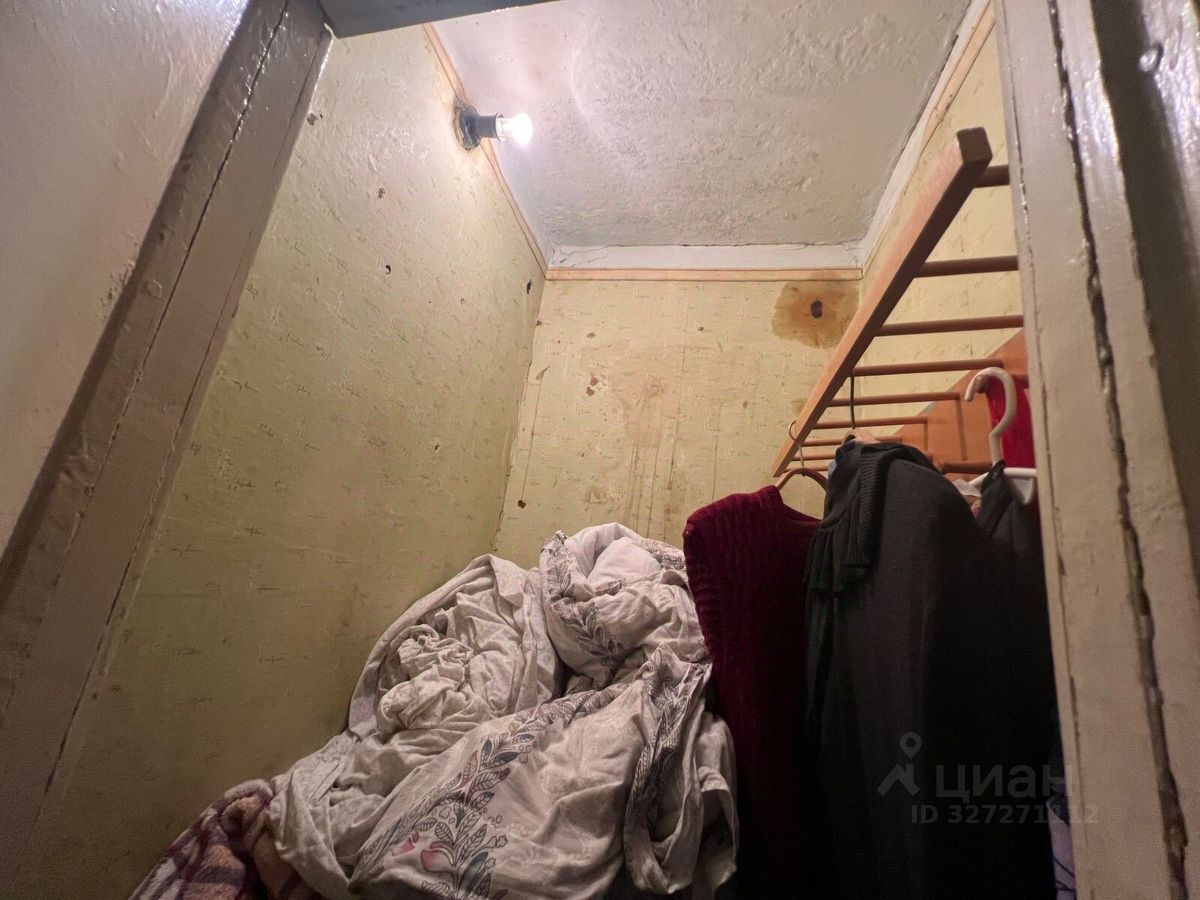 Продажа 3-комн квартиры на вторичном рынке Омская улица, 15