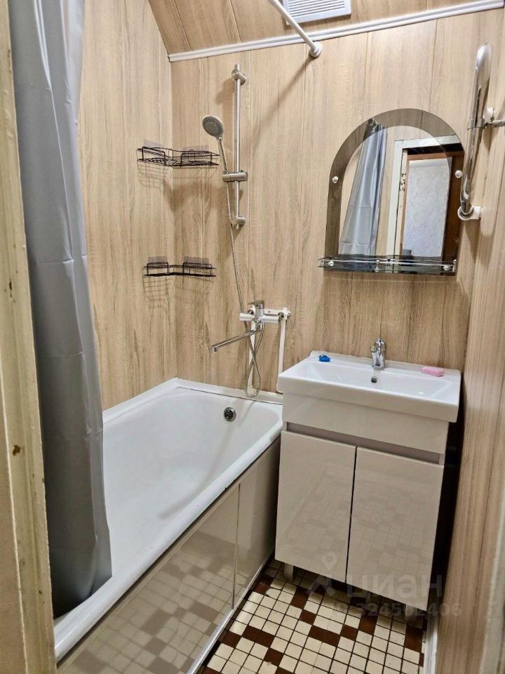 Аренда 2-комн квартиры на вторичном рынке Окская улица, 12К2