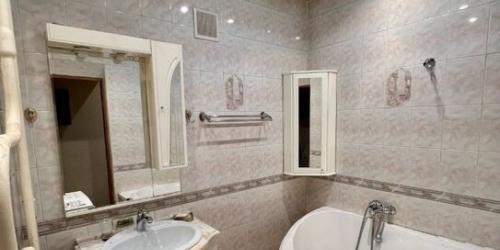 2-комн квартира Новокузьминская 12-я ул,  д. 4,  к. 1
